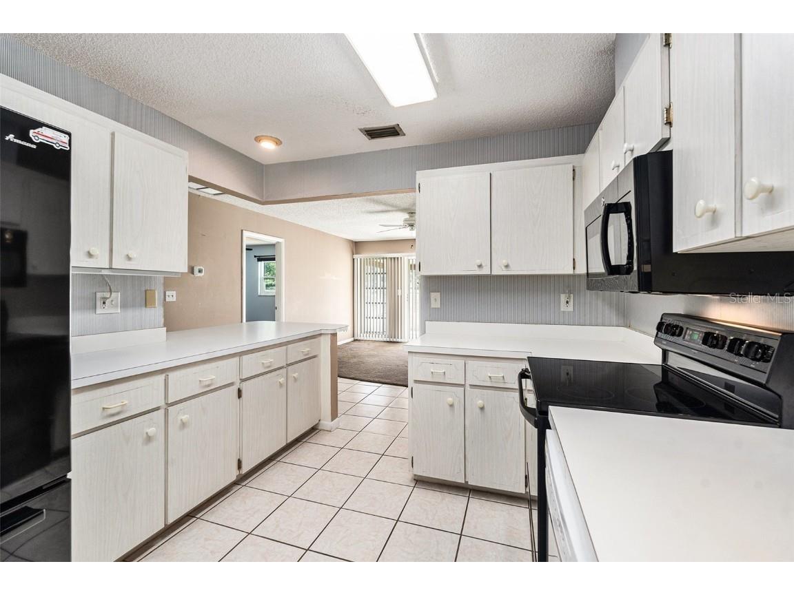 382 Club Manor Drive Sun City Center FL 33573 TB8436289 image16