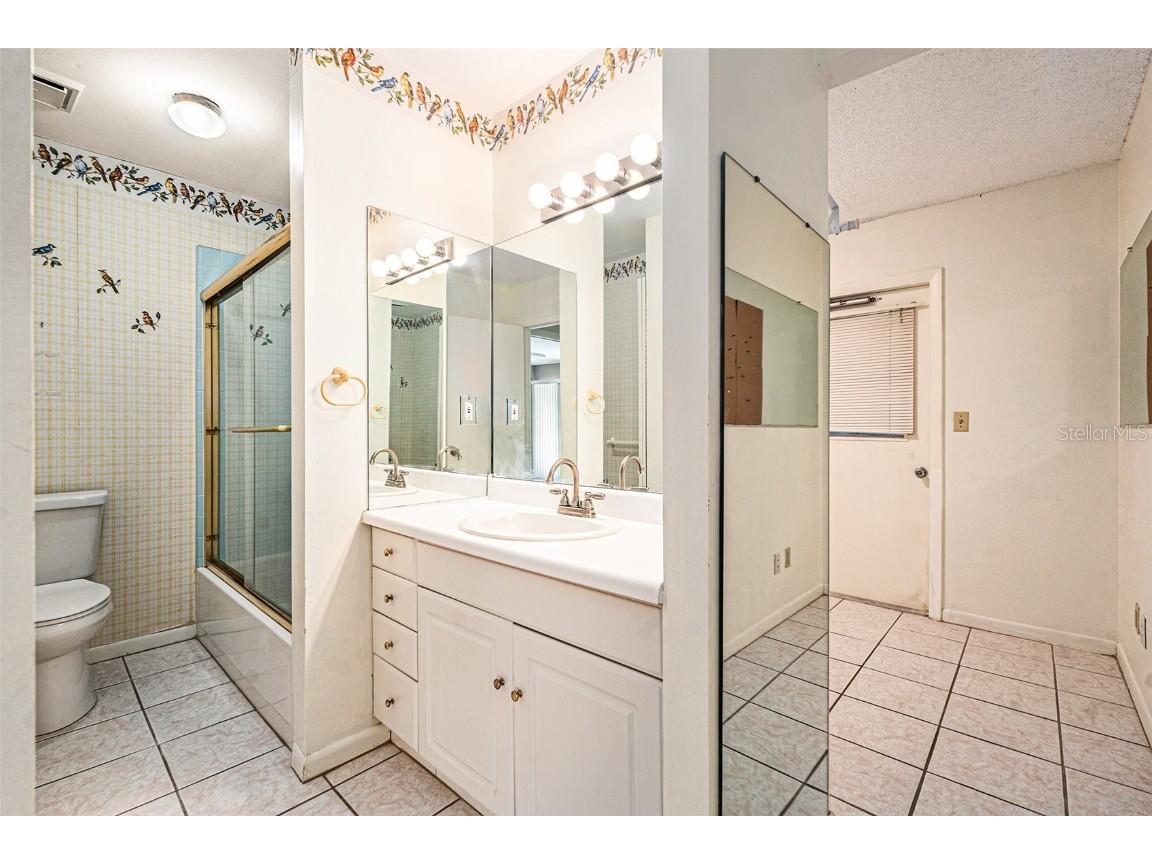 382 Club Manor Drive Sun City Center FL 33573 TB8436289 image19