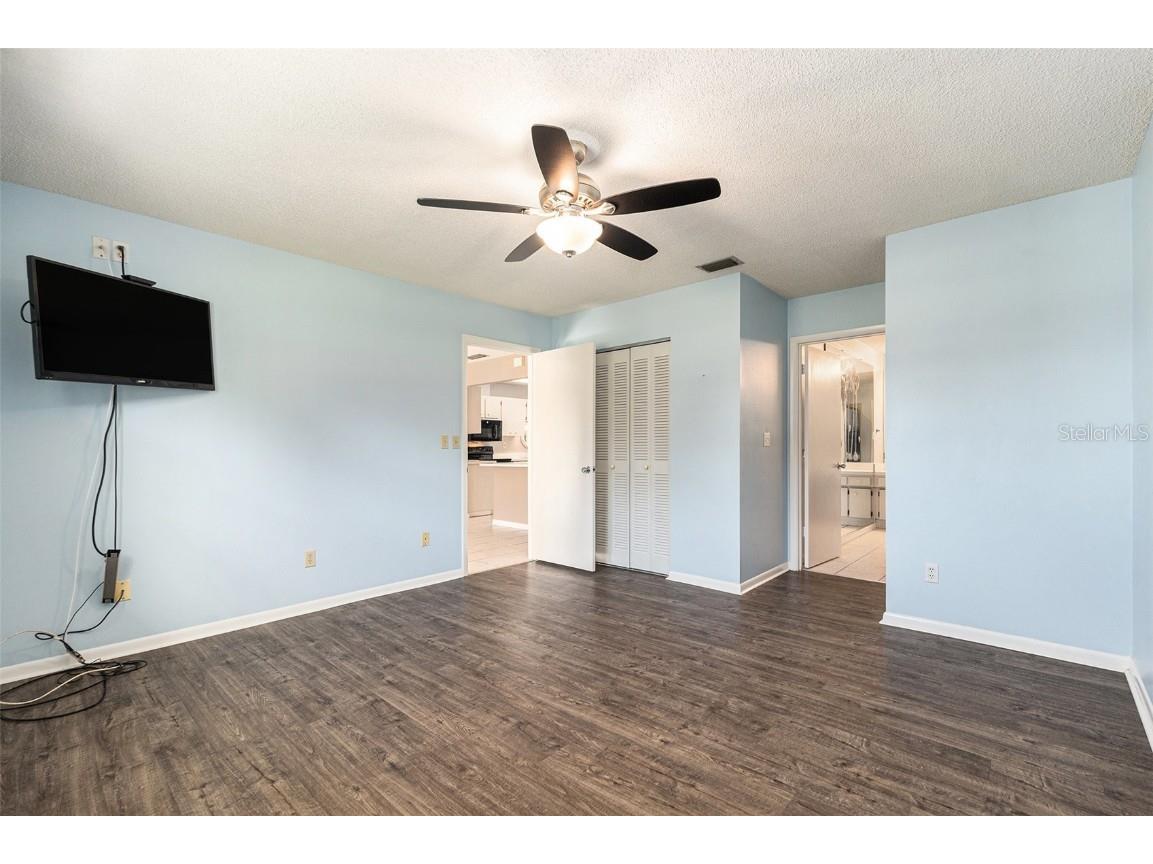 382 Club Manor Drive Sun City Center FL 33573 TB8436289 image22