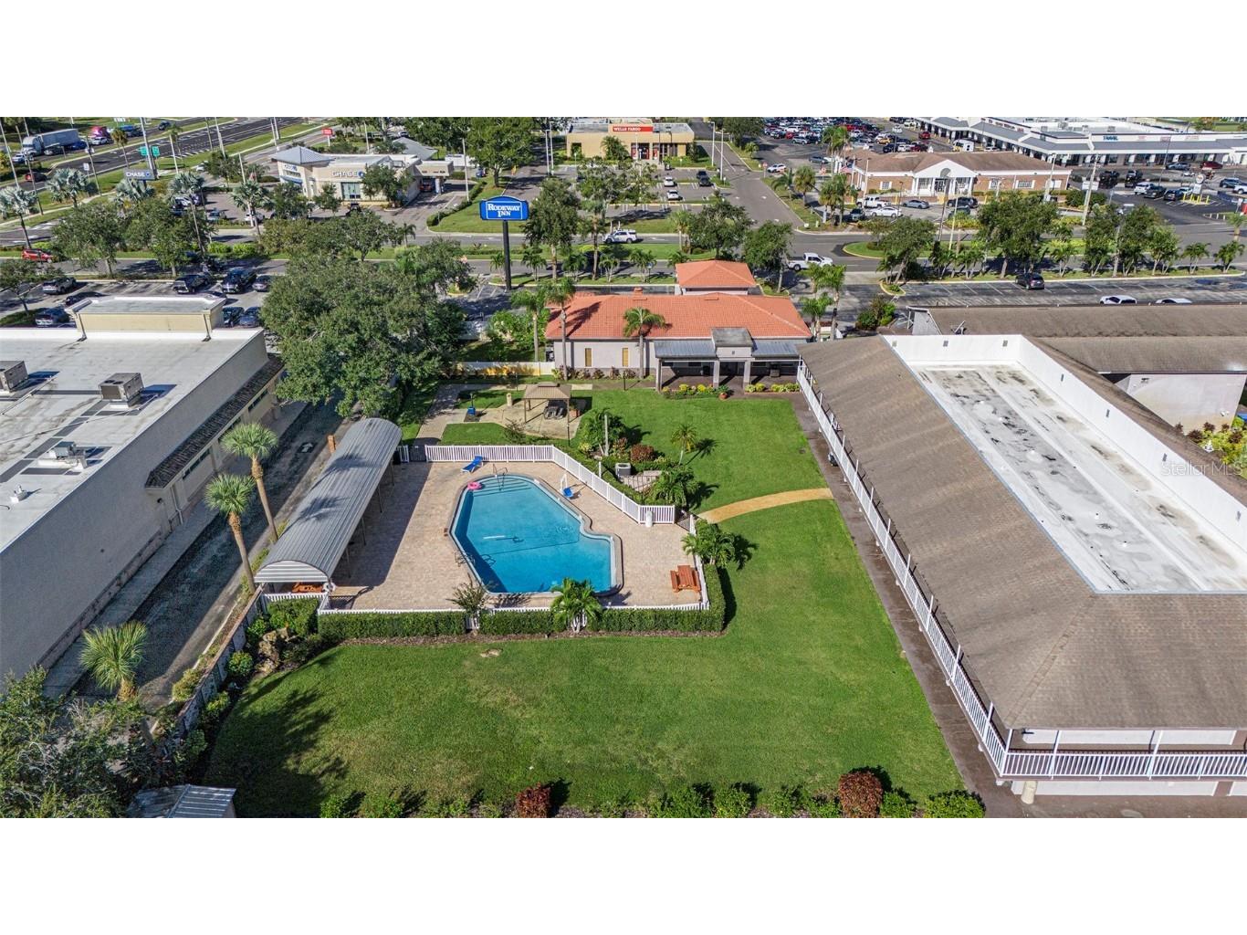 382 Club Manor Drive Sun City Center FL 33573 TB8436289 image33