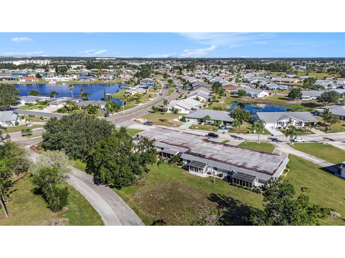 382 Club Manor Drive Sun City Center FL 33573 TB8436289 image35