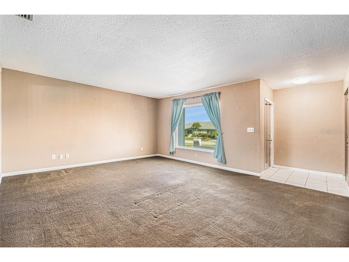 382 Club Manor Drive Sun City Center FL 33573 TB8436289 image5