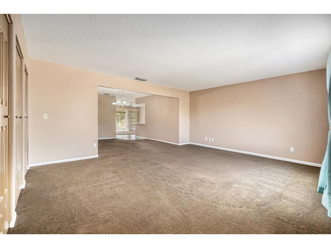 382 Club Manor Drive Sun City Center FL 33573 TB8436289 image6