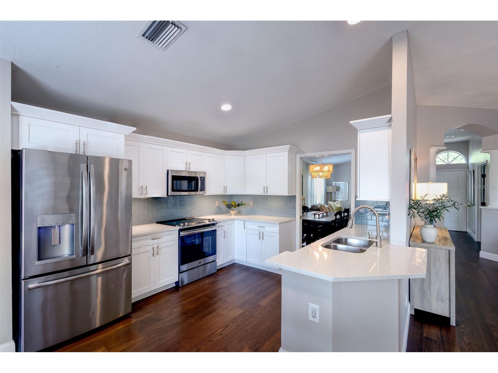 382 Fountainview Circle Oldsmar FL 34677 TB8499334 image5