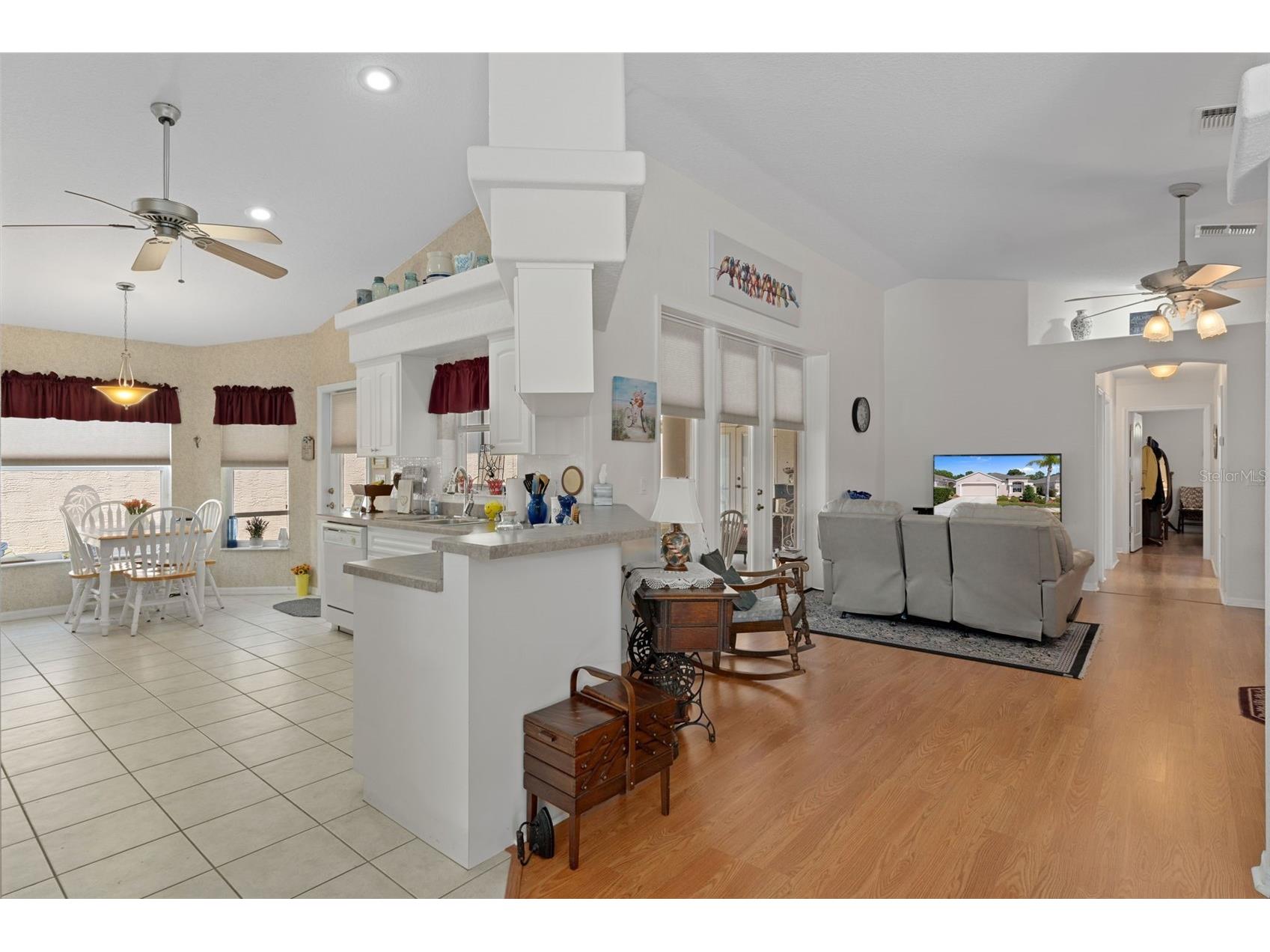 382 Royal Palm Way Spring Hill FL 34608 W7885401 image15
