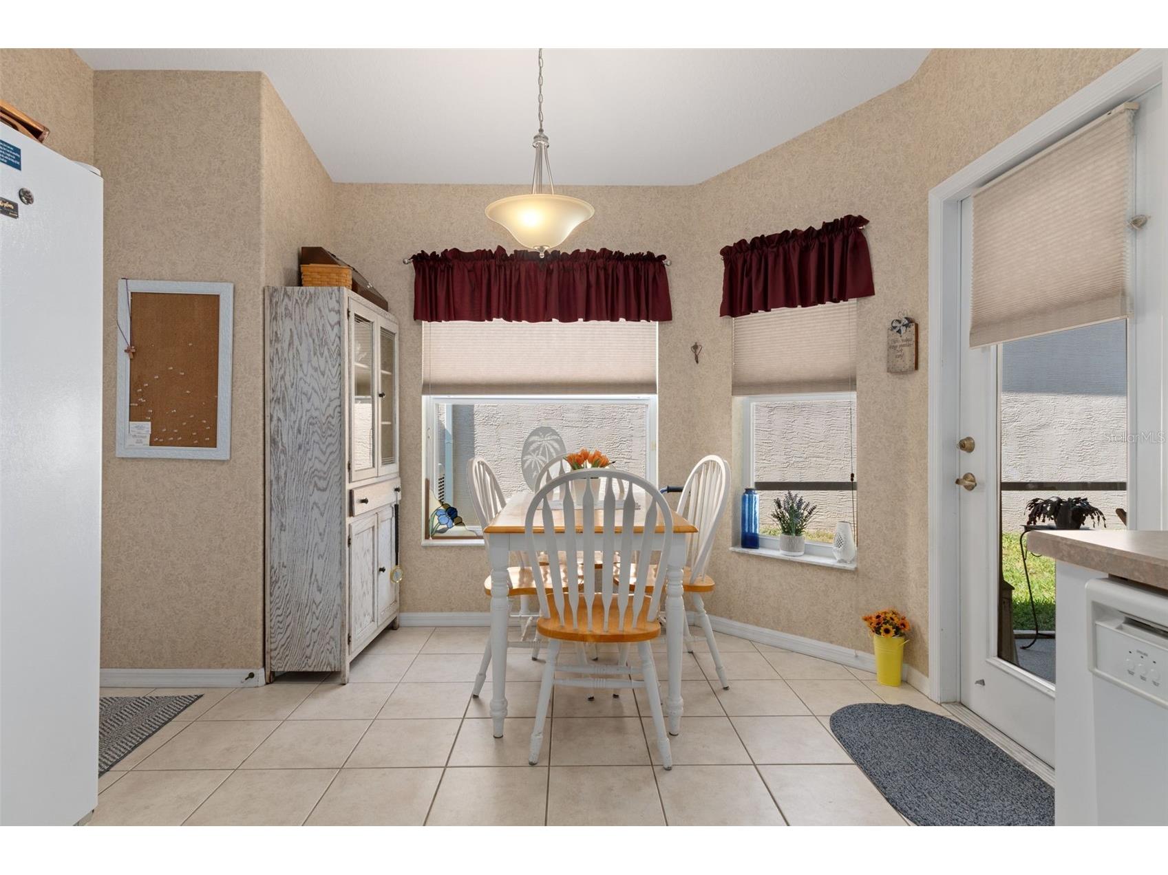 382 Royal Palm Way Spring Hill FL 34608 W7885401 image19