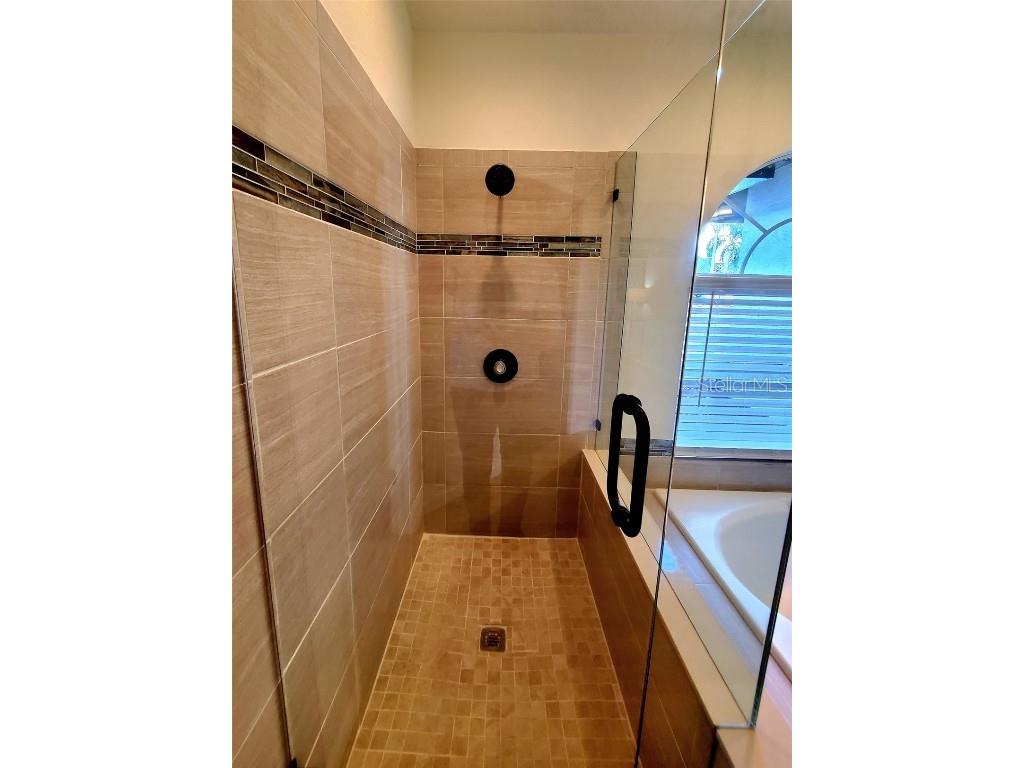 382 Waterford Circle E Tarpon Springs FL 34688 TB8420596 image29