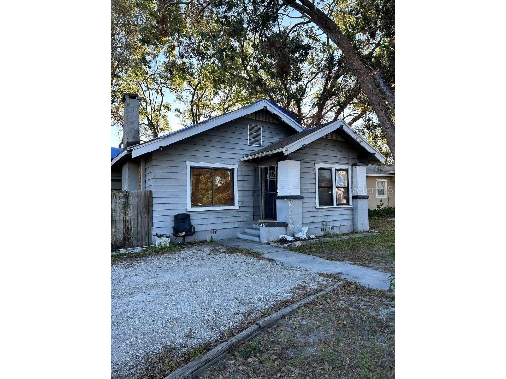 3820 8th Street S Saint Petersburg FL 33705 TB8335336 image1