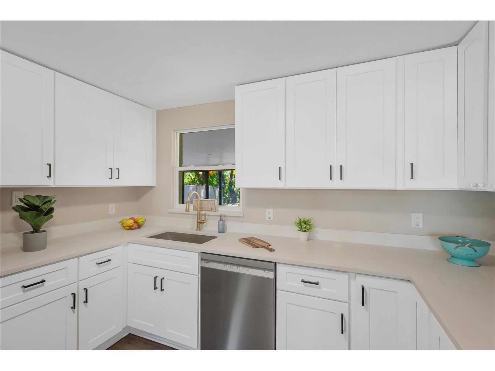 3820 Beechwood Boulevard Tampa FL 33619 TB8505575 image10