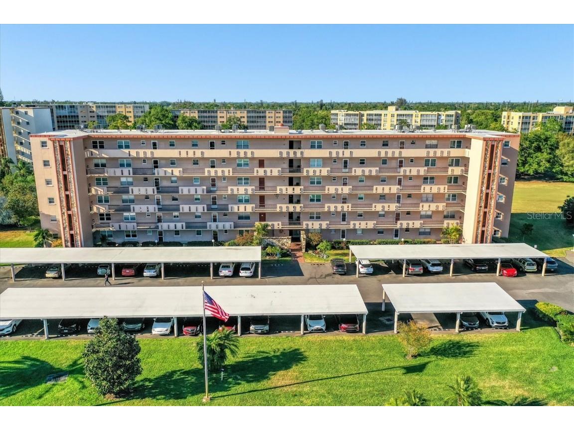 3820 Ironwood Lane #402I Bradenton FL 34209 T3476034 image1