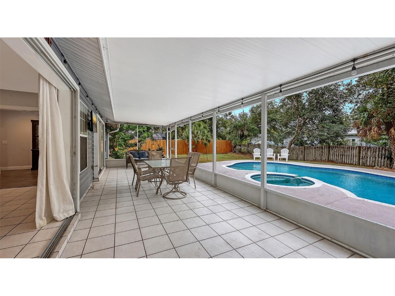 3820 Wilkinson Road Sarasota FL 34233 A4671982 image25