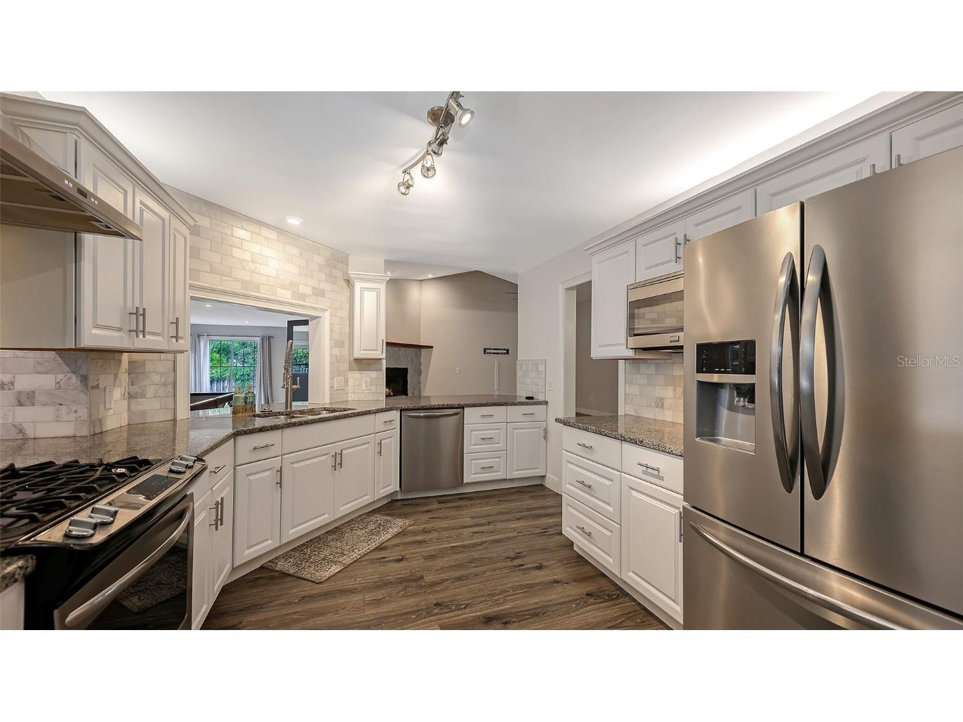 3820 Wilkinson Road Sarasota FL 34233 A4671982 image5