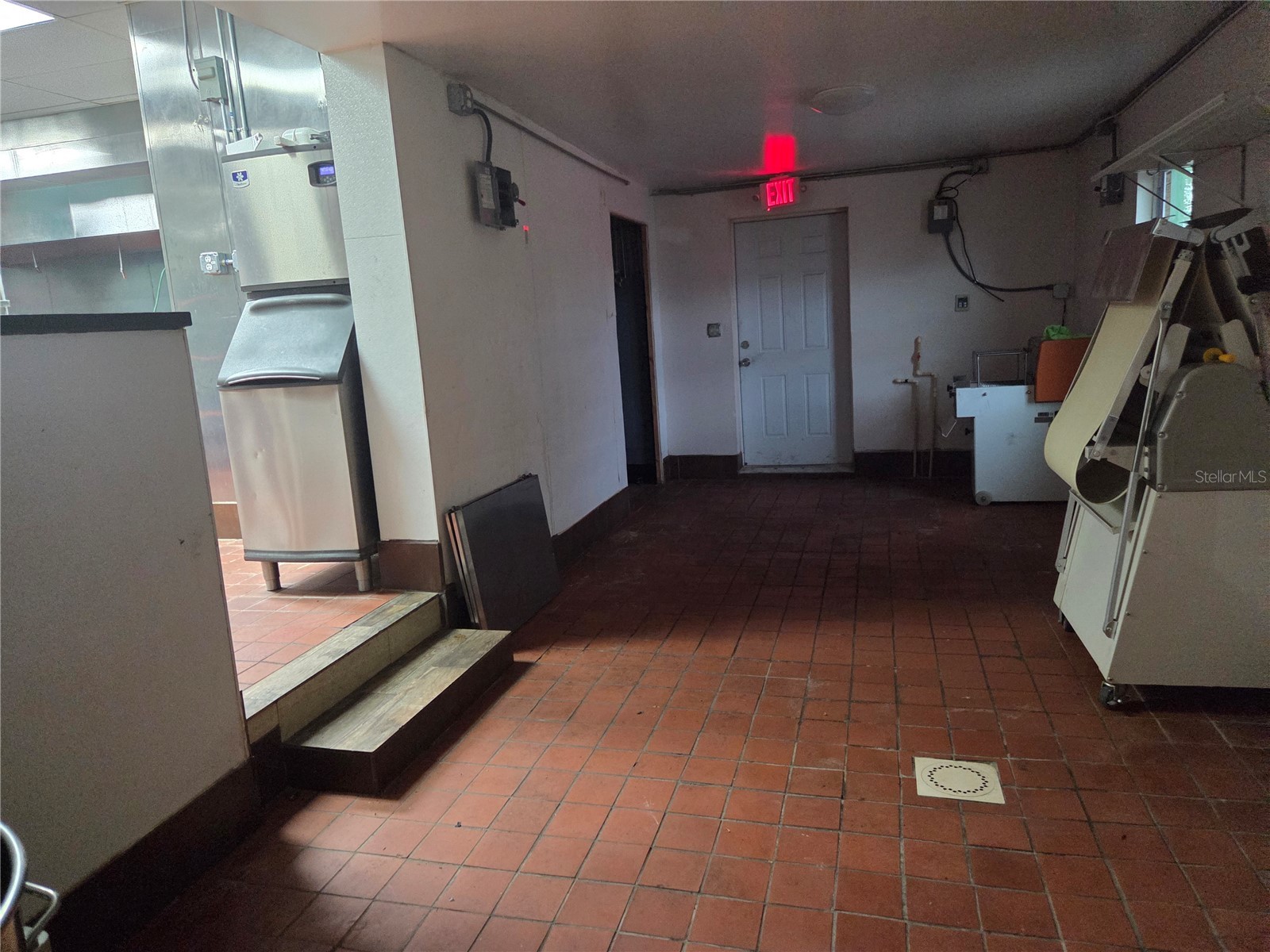 38201 10th Avenue Zephyrhills FL 33542 TB8460266 image25