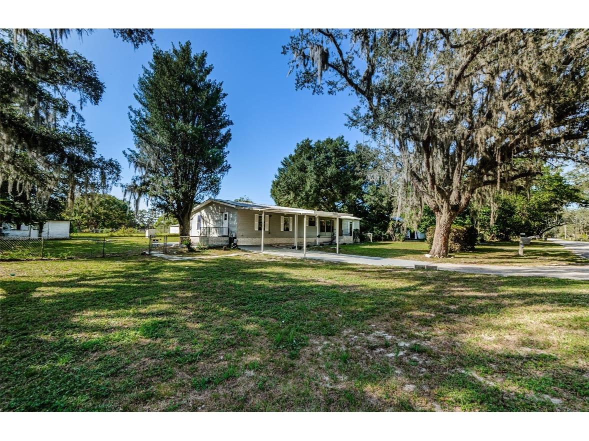 38204 Palm Grove Drive Zephyrhills FL 33542 W7859201 image1