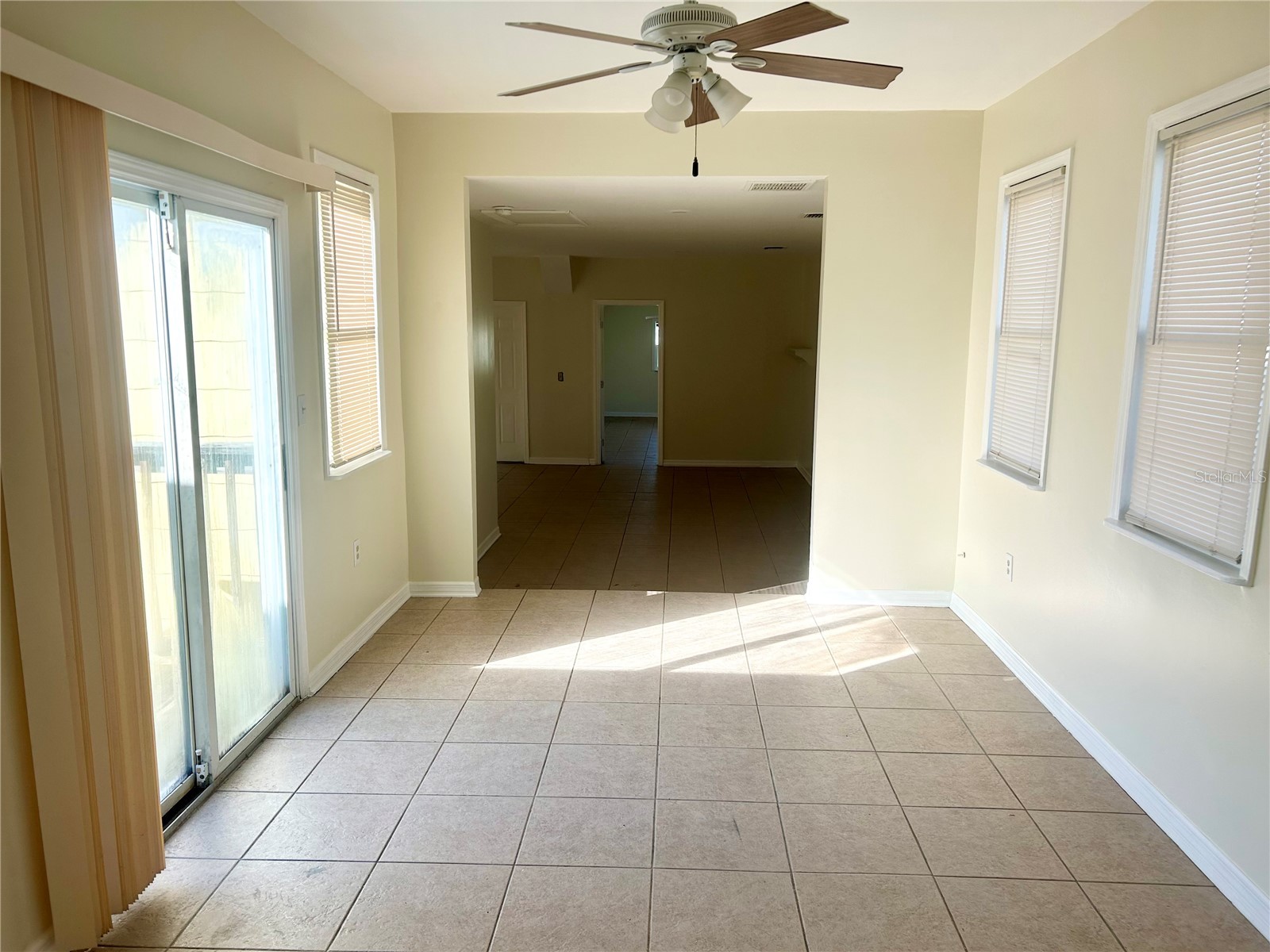 3821 1st Avenue N Saint Petersburg FL 33713 TB8466993 image13