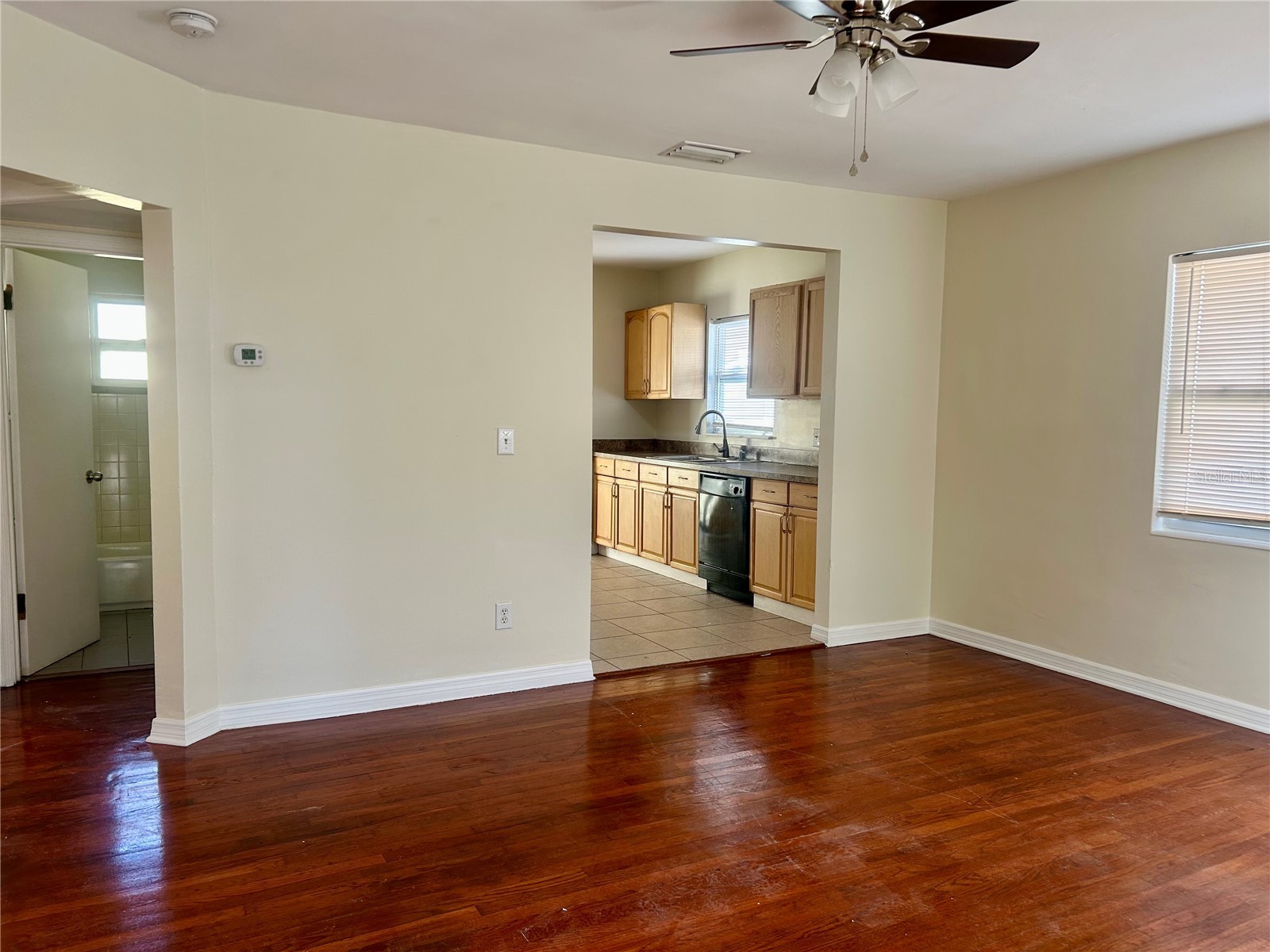 3821 1st Avenue N Saint Petersburg FL 33713 TB8466993 image6