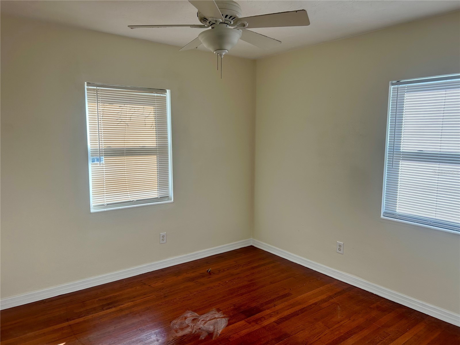 3821 1st Avenue N Saint Petersburg FL 33713 TB8466993 image9