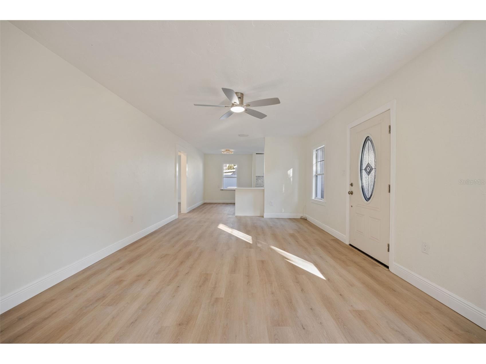 3821 6th Avenue N Saint Petersburg FL 33713 TB8473530 image10