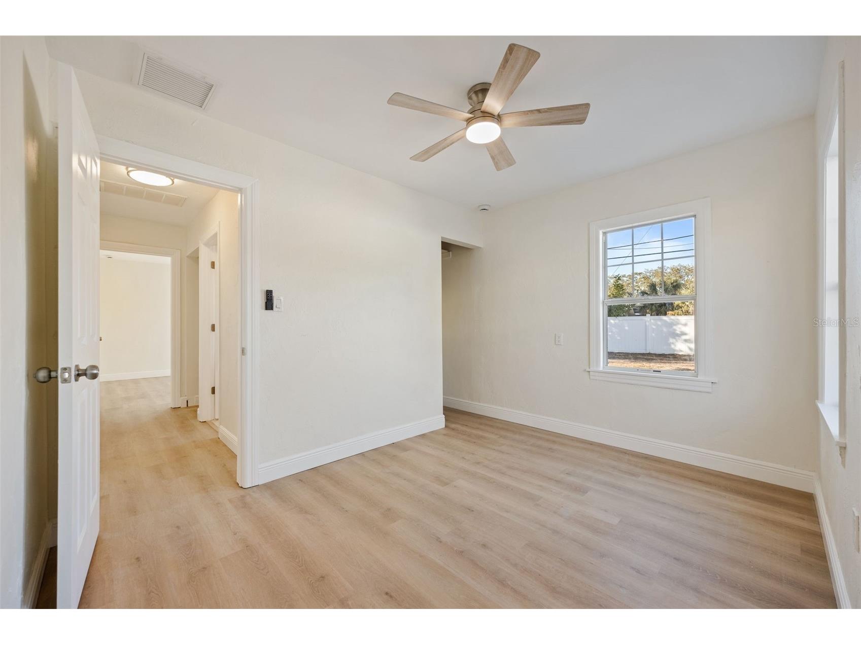 3821 6th Avenue N Saint Petersburg FL 33713 TB8473530 image16