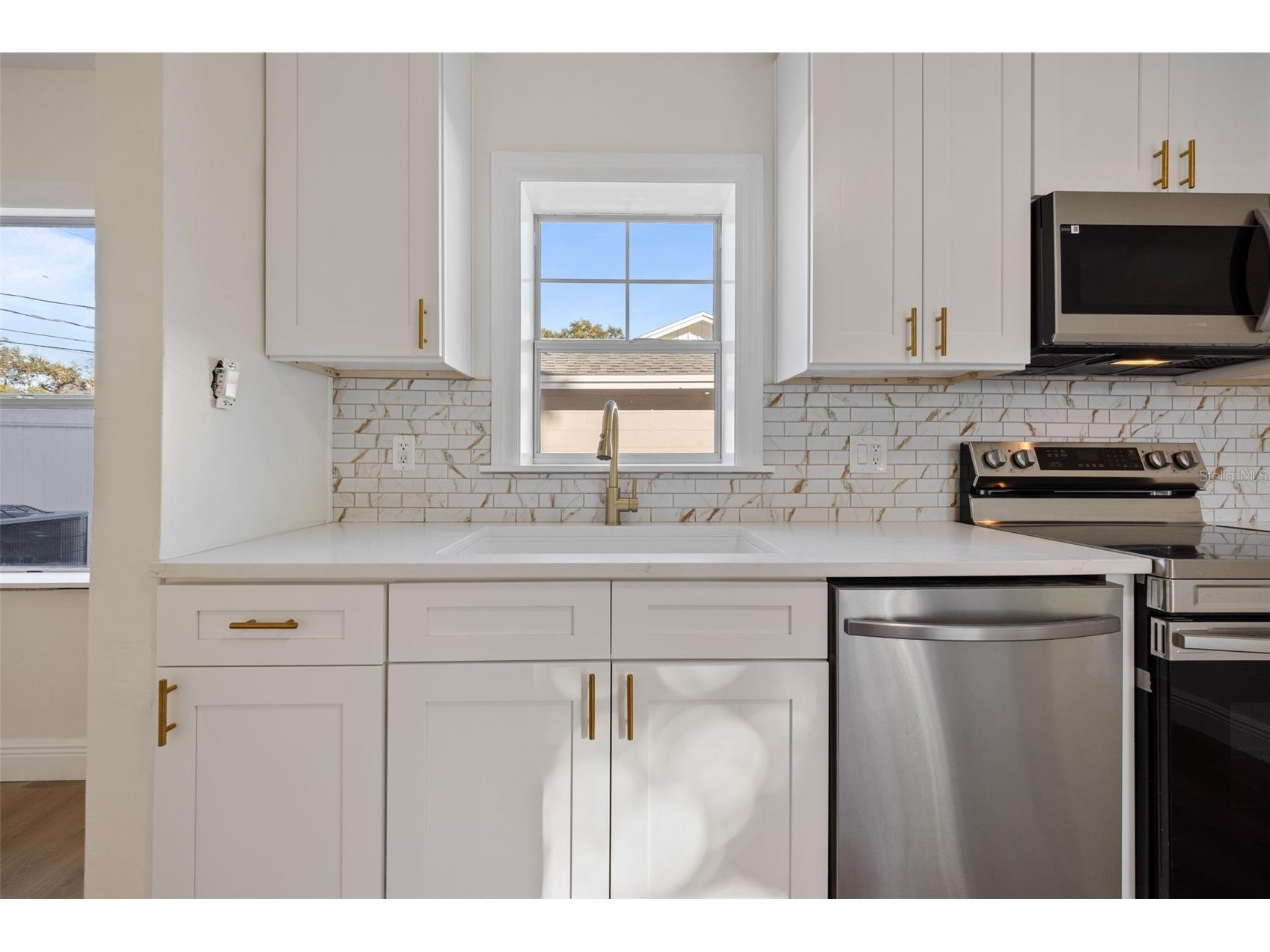 3821 6th Avenue N Saint Petersburg FL 33713 TB8473530 image22