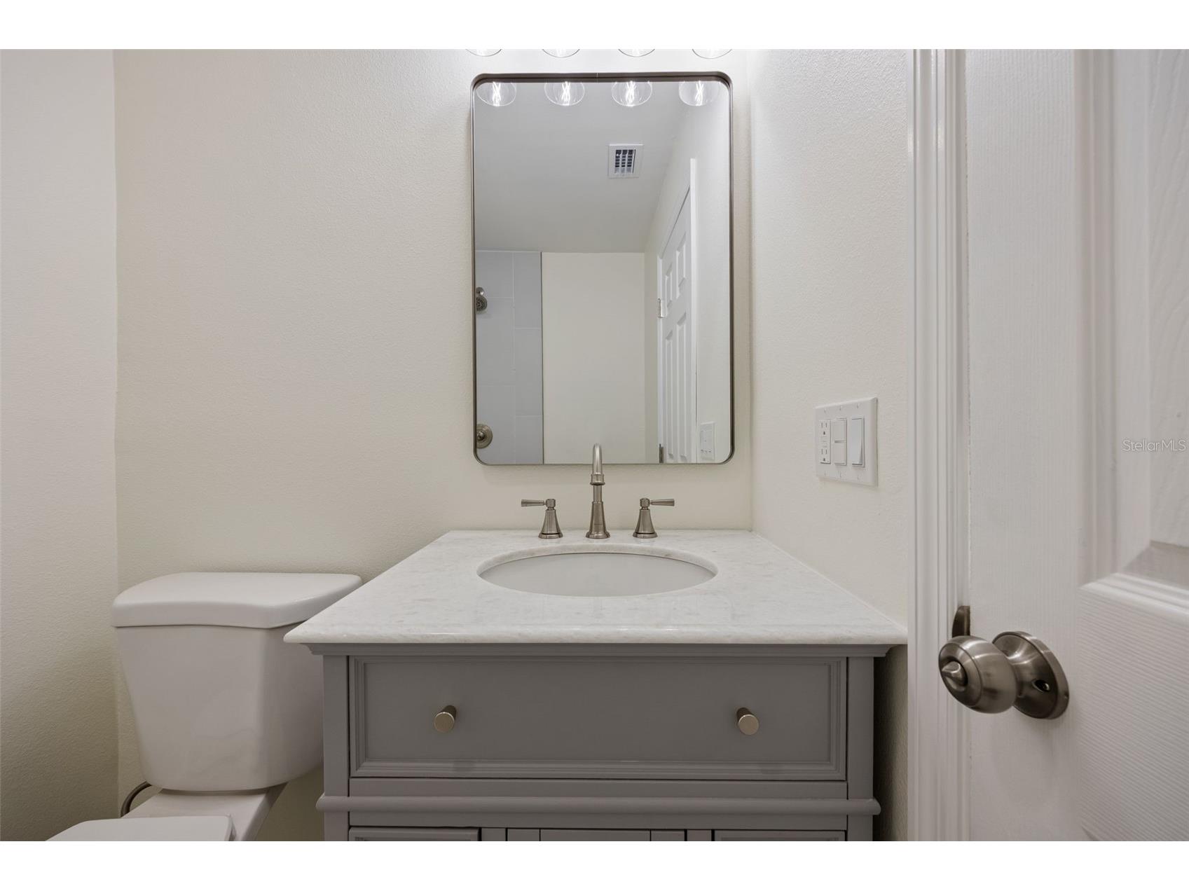 3821 6th Avenue N Saint Petersburg FL 33713 TB8473530 image26