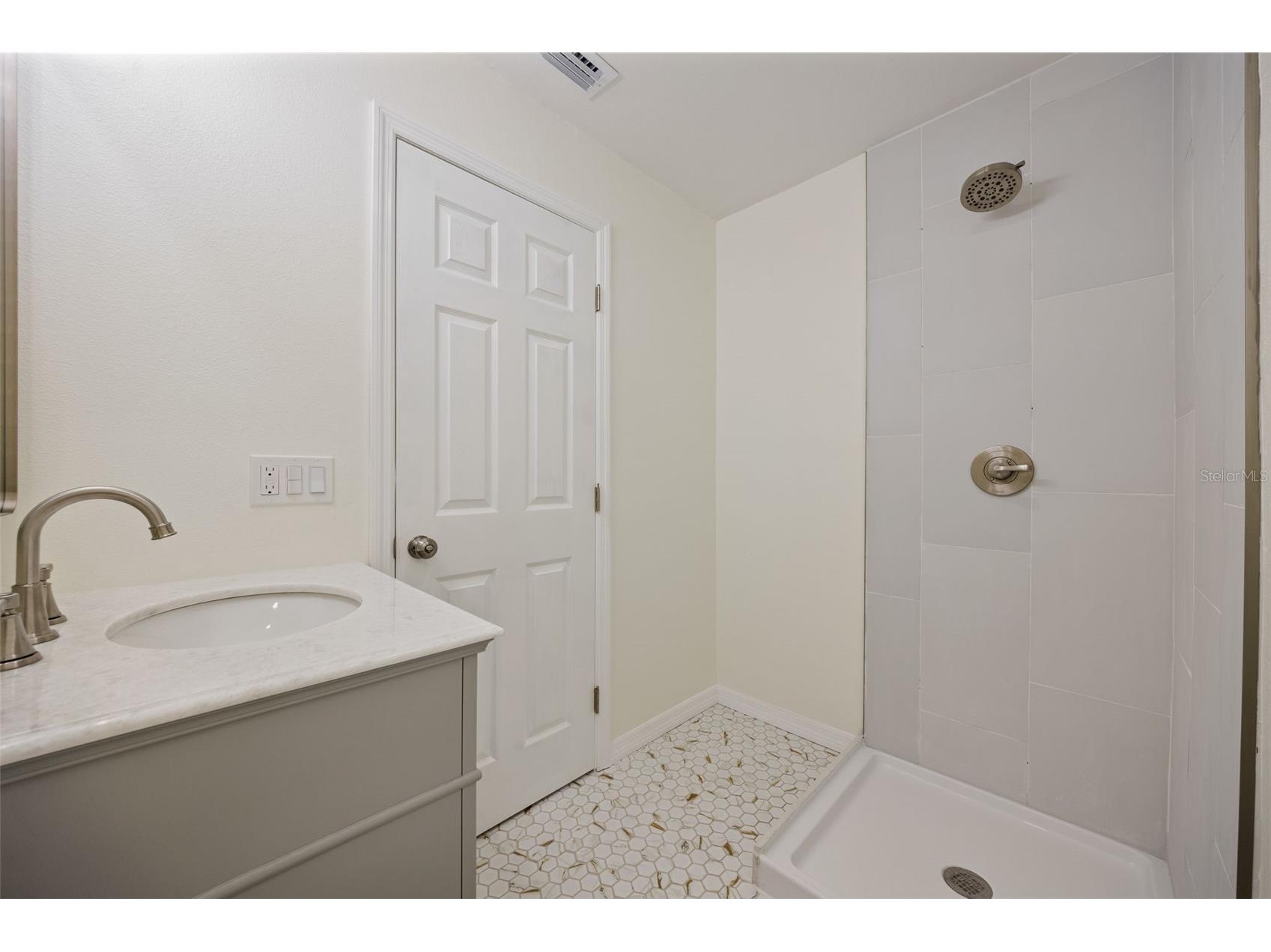 3821 6th Avenue N Saint Petersburg FL 33713 TB8473530 image27