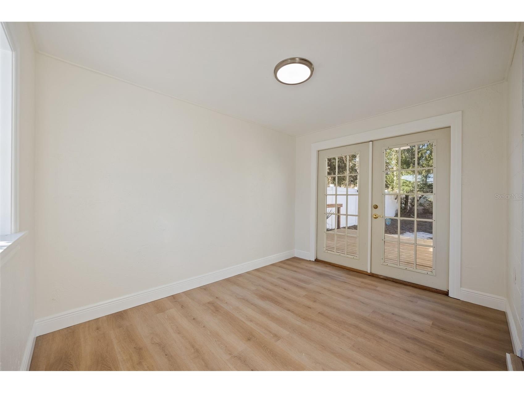 3821 6th Avenue N Saint Petersburg FL 33713 TB8473530 image29
