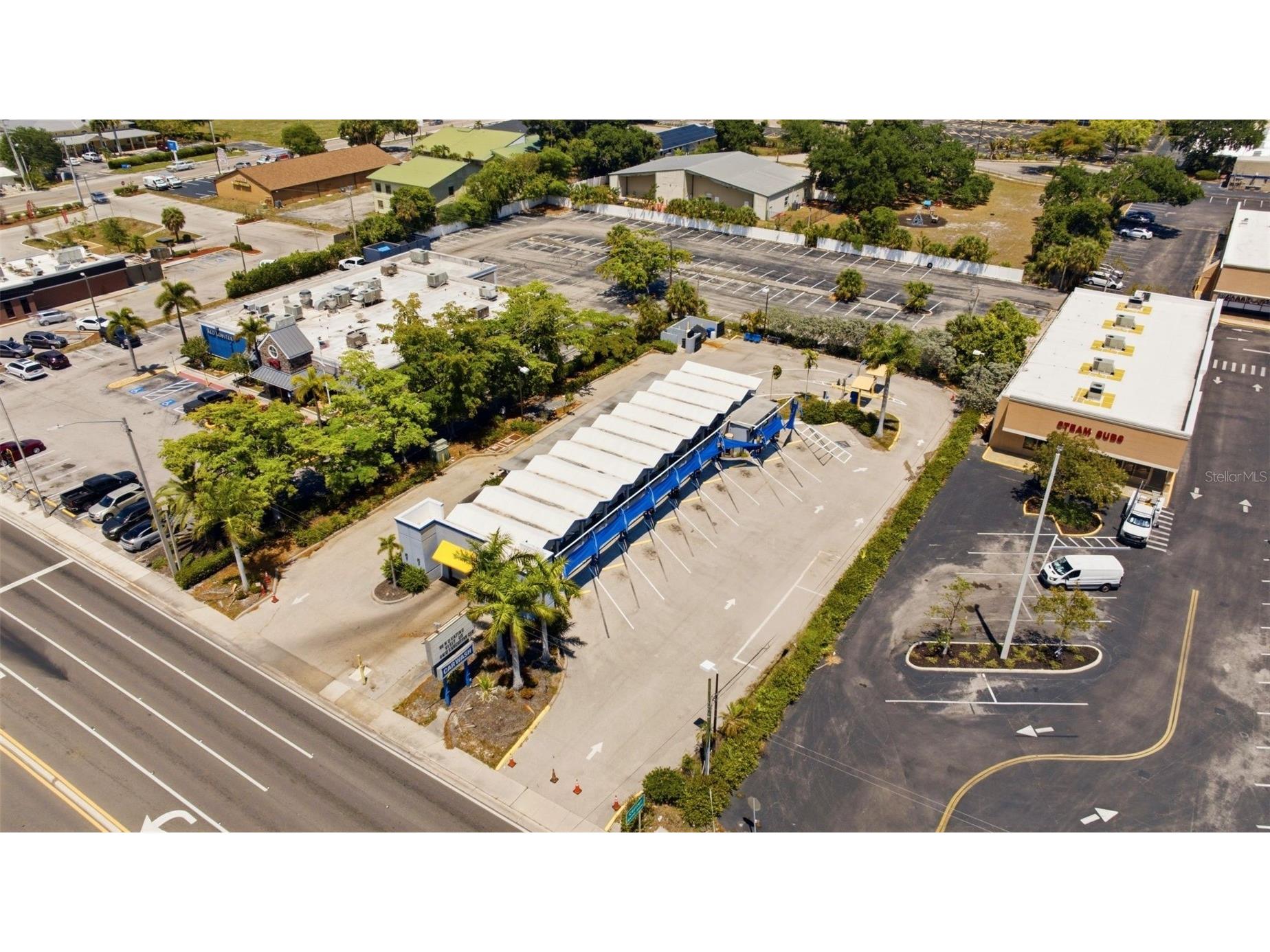 3821 Cleveland Avenue Fort Myers FL 33901 A4693249 image1