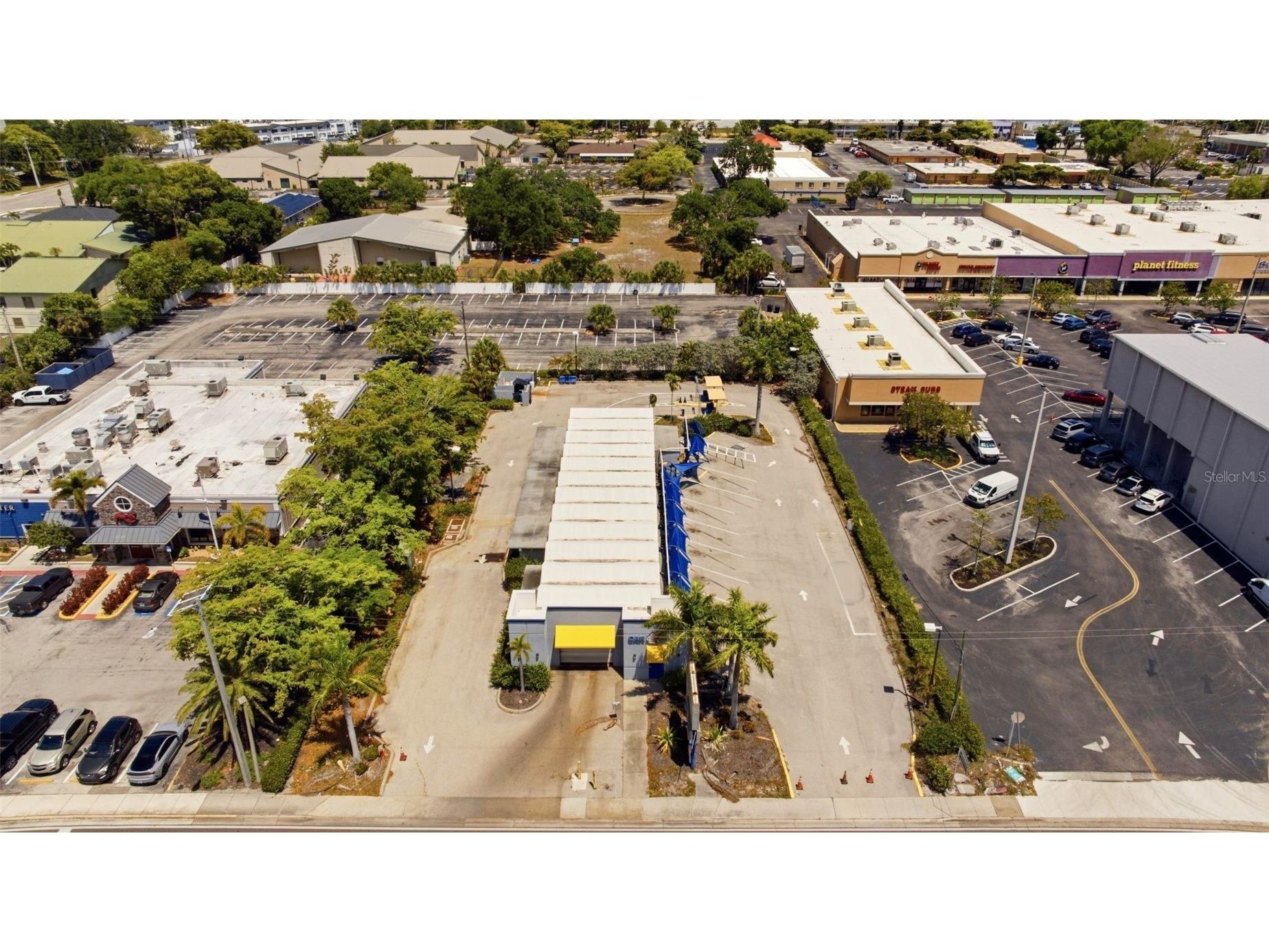 3821 Cleveland Avenue Fort Myers FL 33901 A4693249 image15