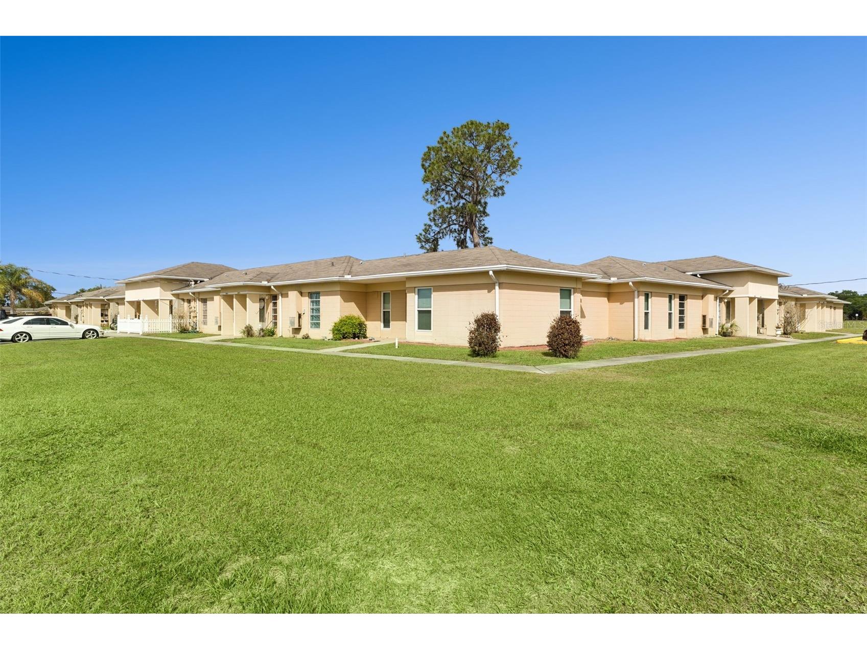 3821 Club Circle Lake Wales FL 33898 O6395724 image17