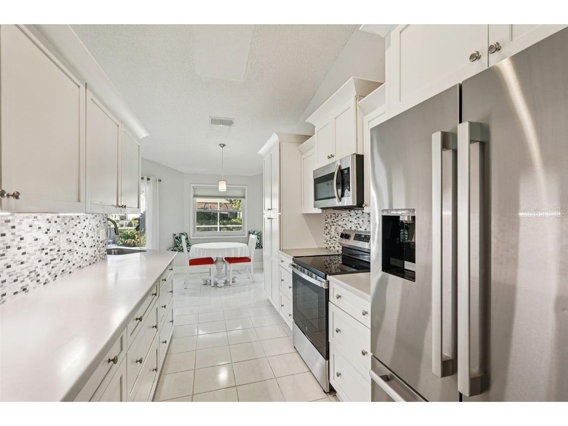 3821 Garden Lakes Estates Drive Bradenton FL 34203 A4672210 image11