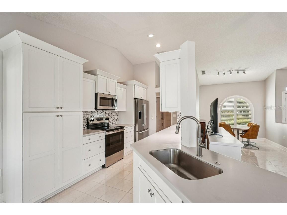 3821 Garden Lakes Estates Drive Bradenton FL 34203 A4672210 image9