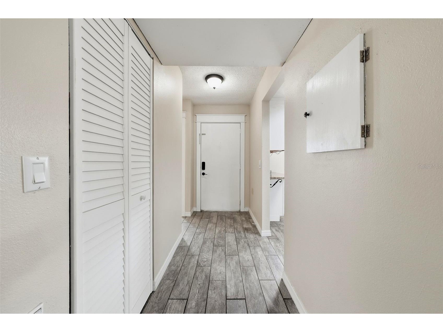 3821 N Oak Drive #J21 Tampa FL 33611 TB8513581 image3