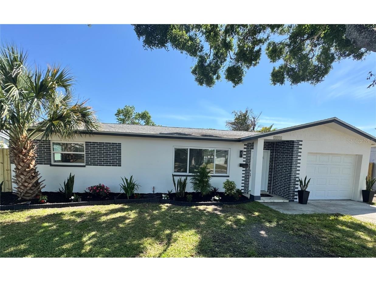 3822 15th Avenue N Saint Petersburg FL 33713 A4647177 image1