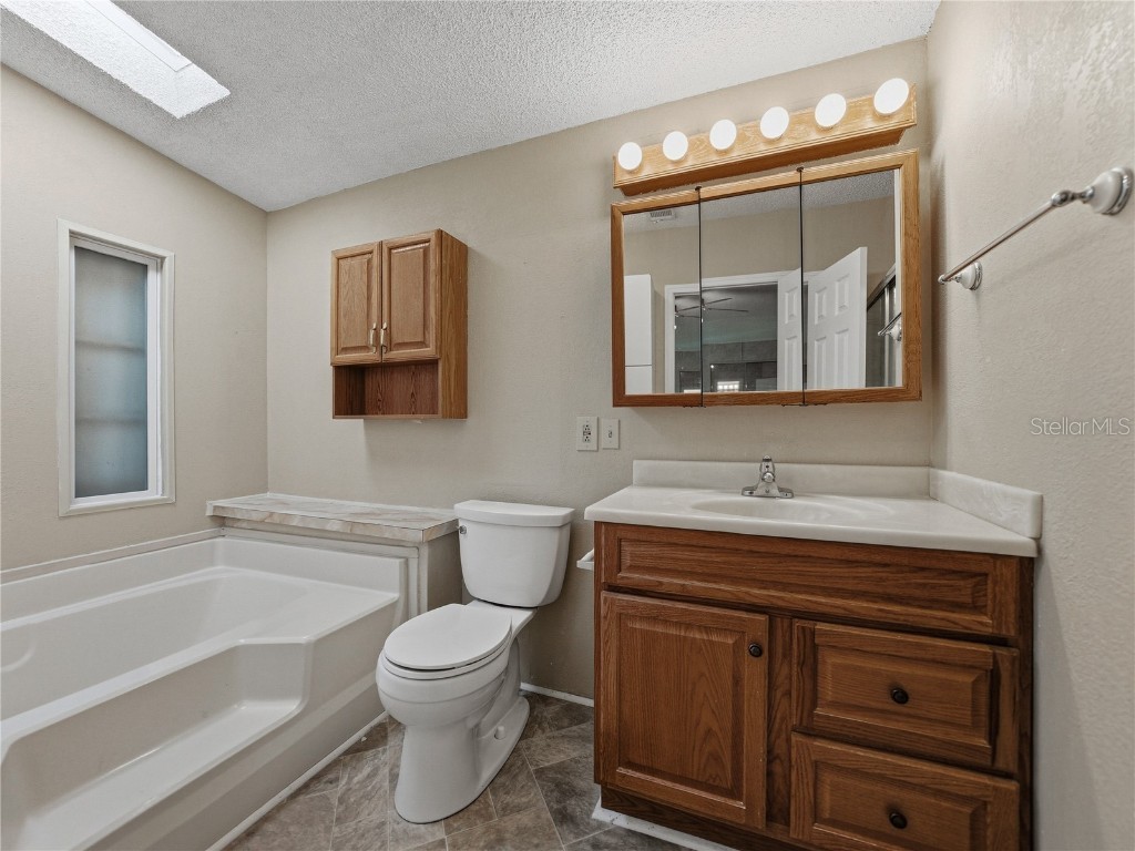 3822 Damian Drive Zephyrhills FL 33541 TB8441377 image28