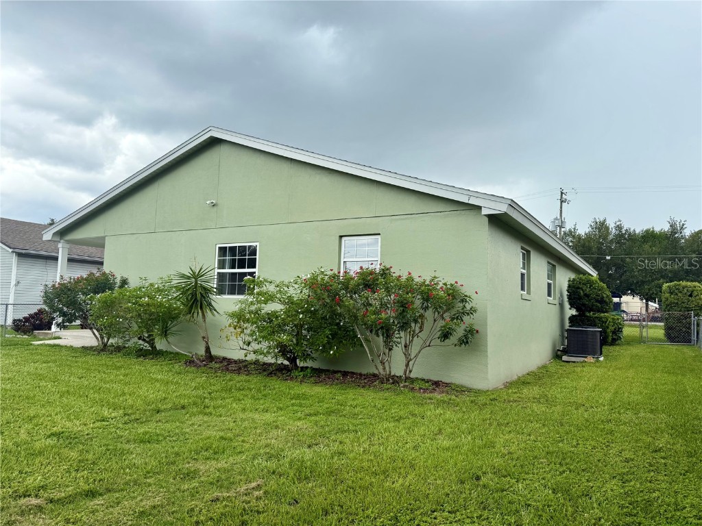 3823 Martin Street Orlando FL 32806 O6325254 image32