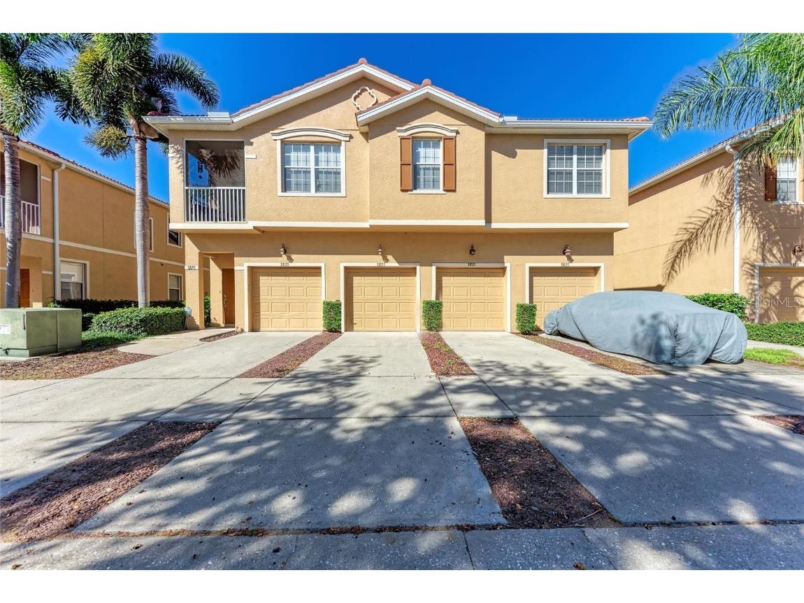 3823 Parkridge Circle #1-101 Sarasota FL 34243 A4669297 image1