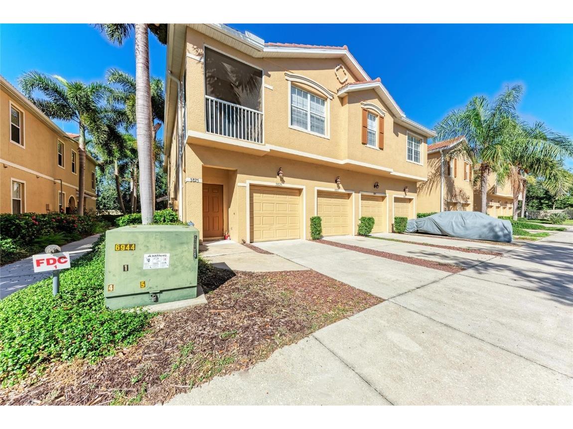 3823 Parkridge Circle #1-101 Sarasota FL 34243 A4669297 image2