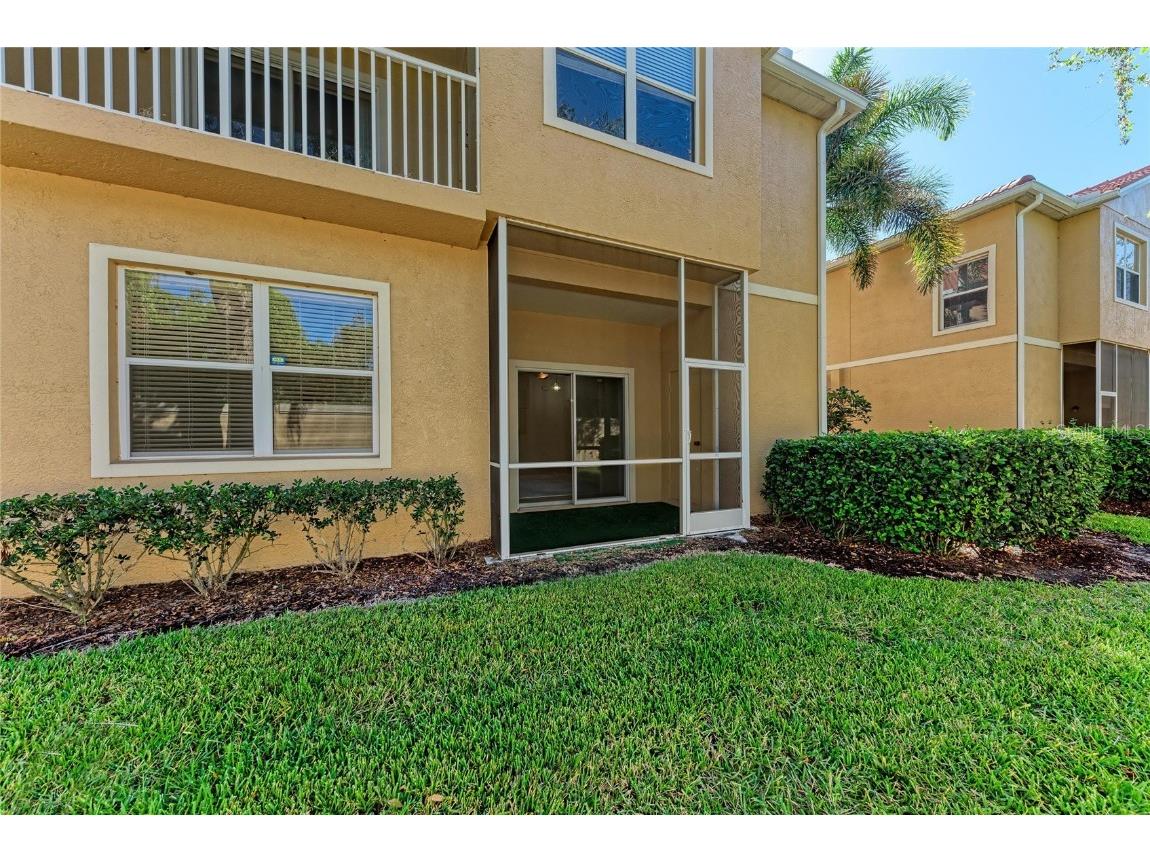 3823 Parkridge Circle #1-101 Sarasota FL 34243 A4669297 image30