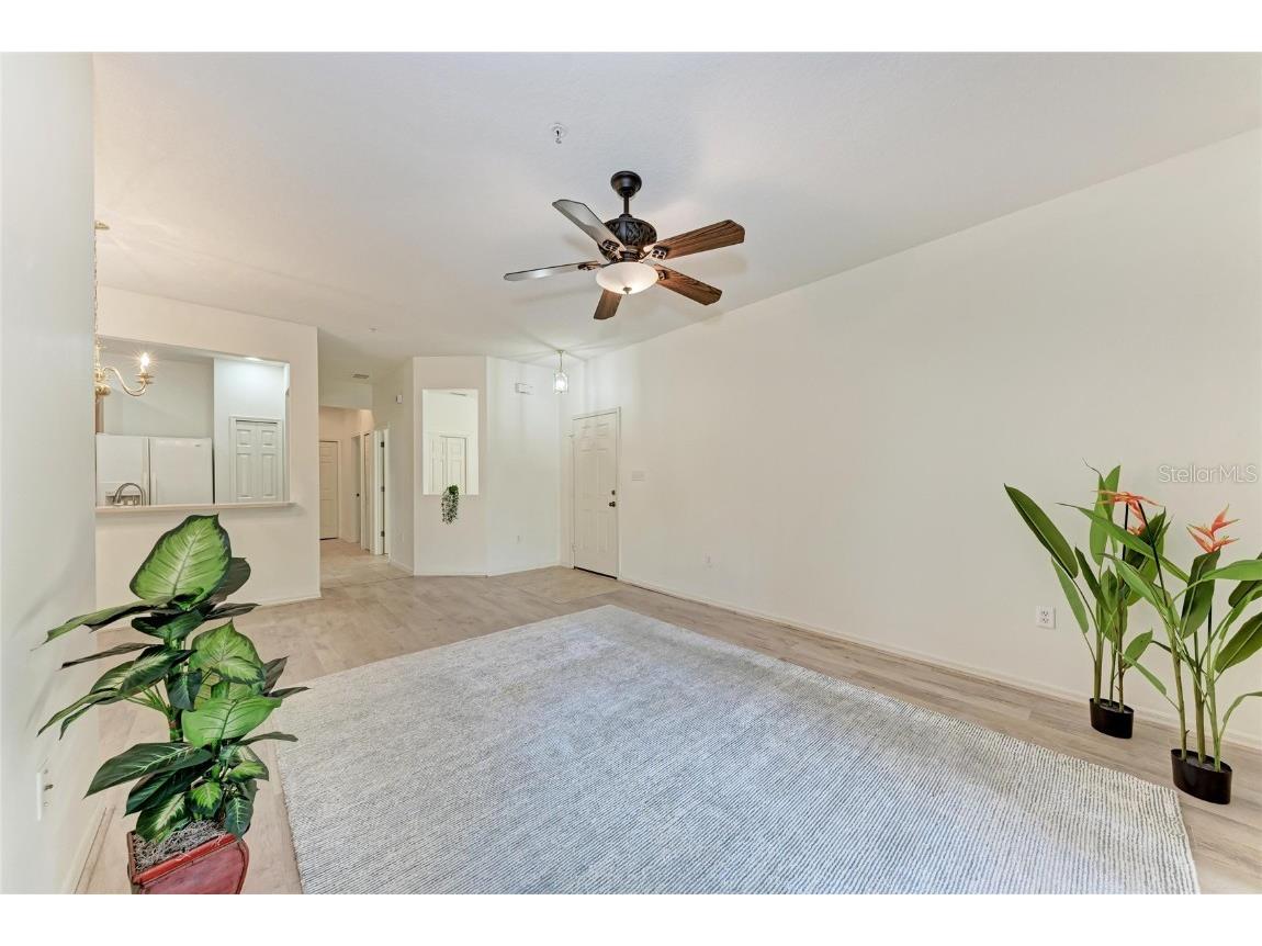 3823 Parkridge Circle #1-101 Sarasota FL 34243 A4669297 image7