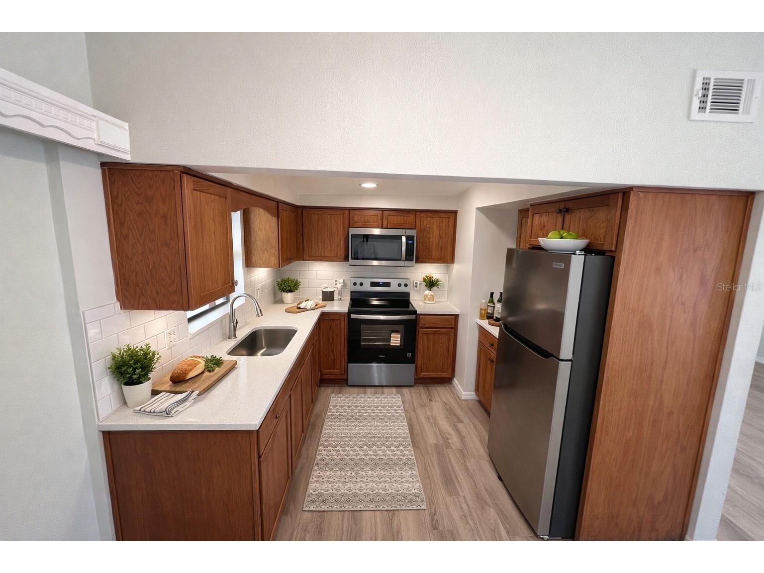 3823 Pine Ridge Road Orlando FL 32808 S5145405 image2