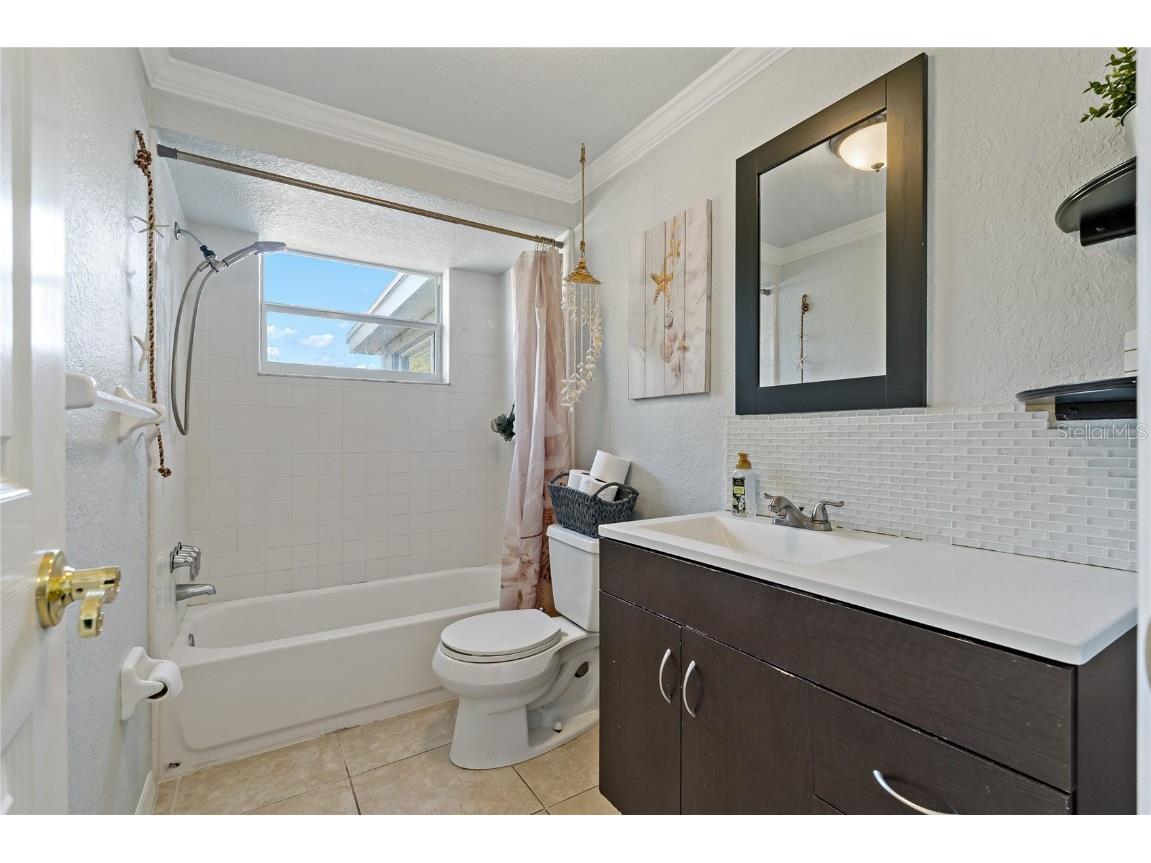 3823 Sail Drive New Port Richey FL 34652 TB8406277 image32