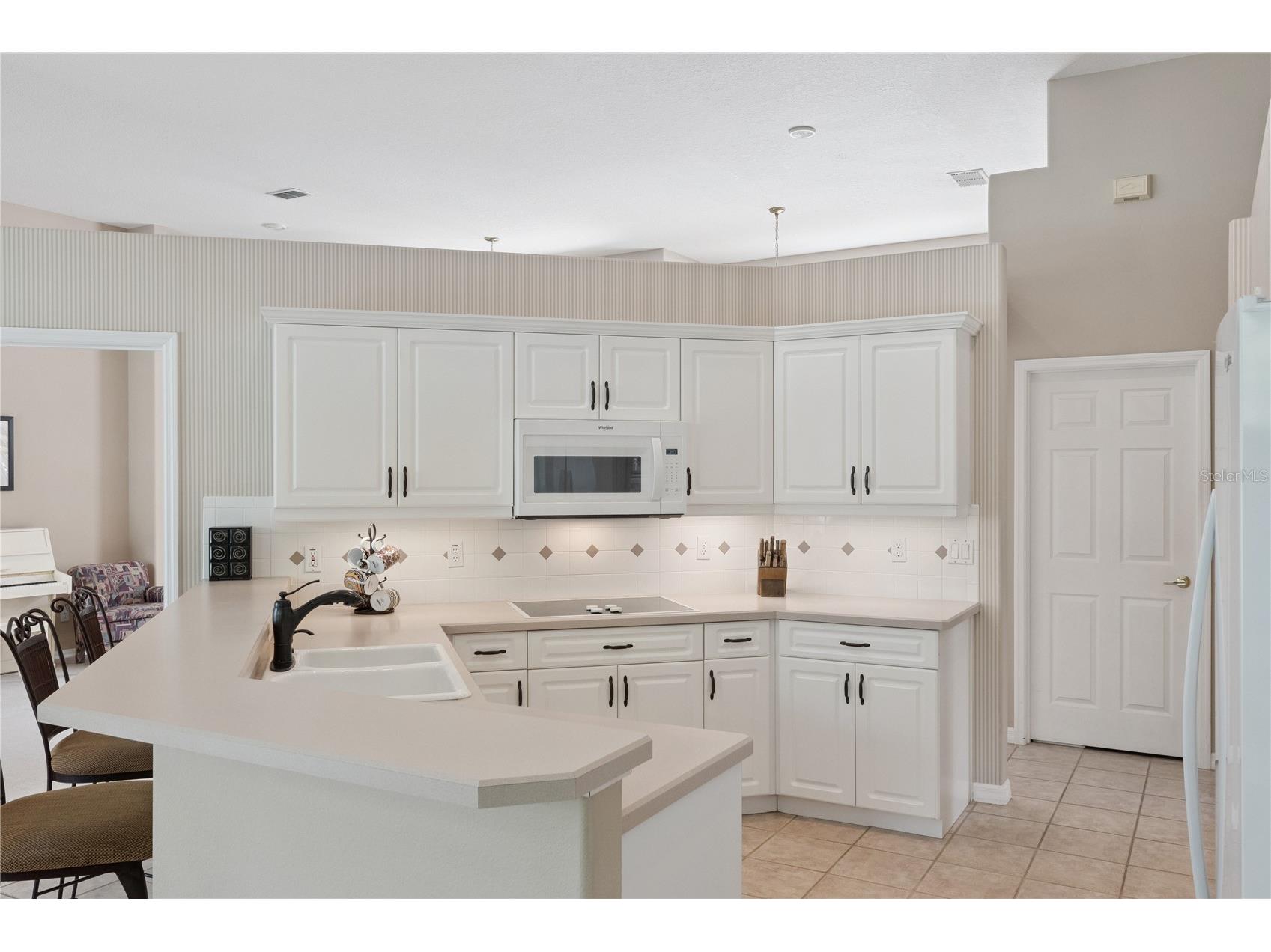 3823 Winding Lake Circle Orlando FL 32835 O6411193 image7