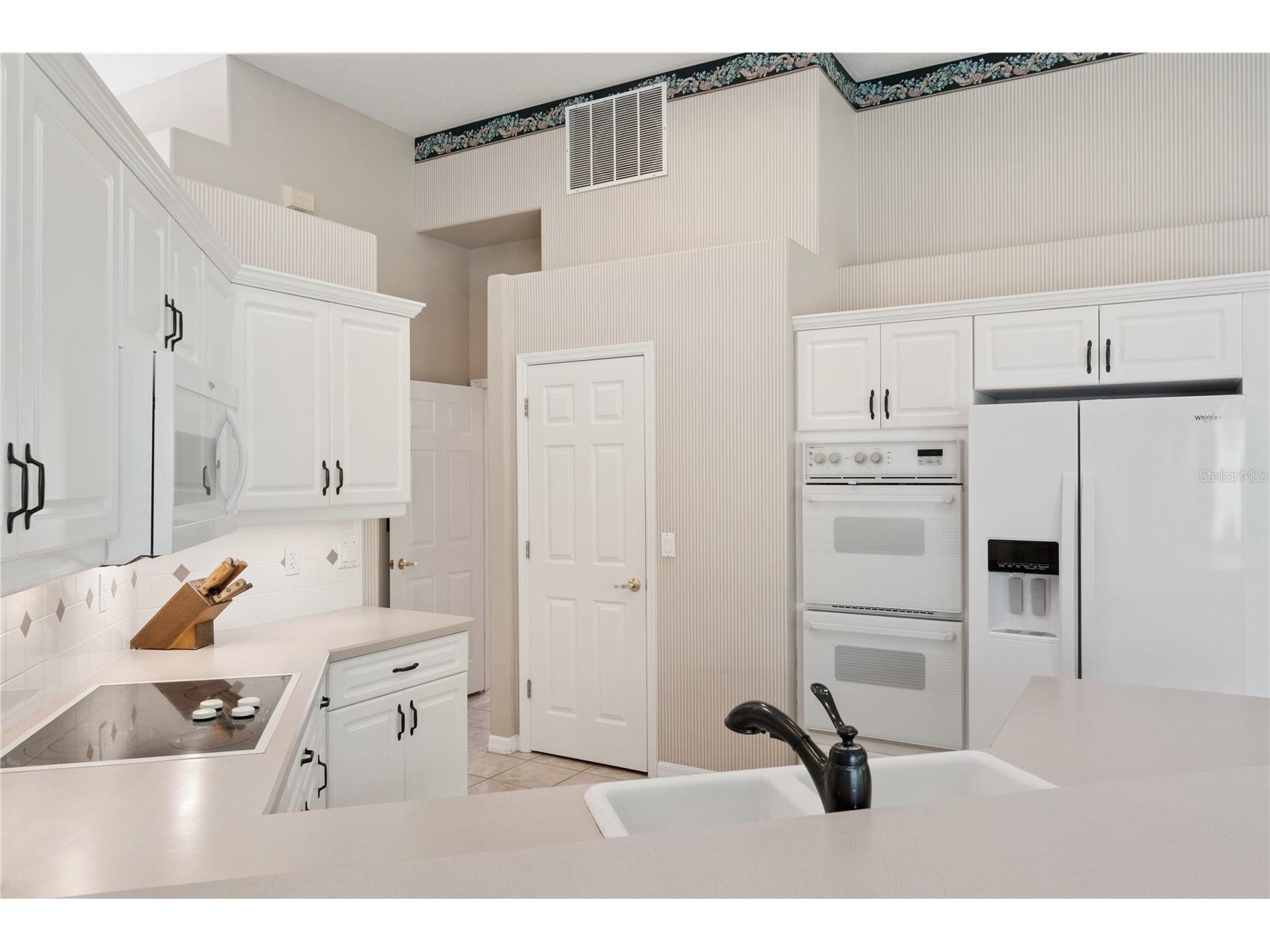 3823 Winding Lake Circle Orlando FL 32835 O6411193 image9