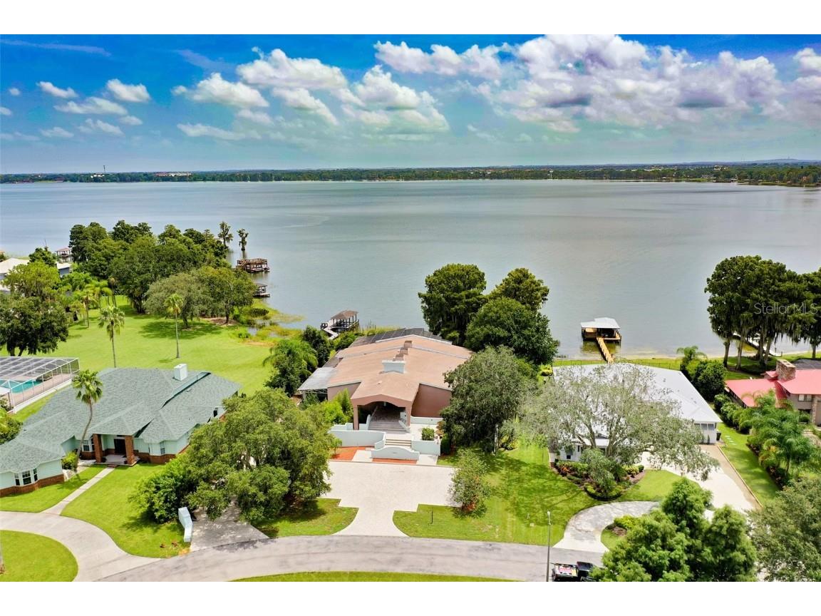 3824 Gaines Drive Winter Haven FL 33884 P4922319 image1