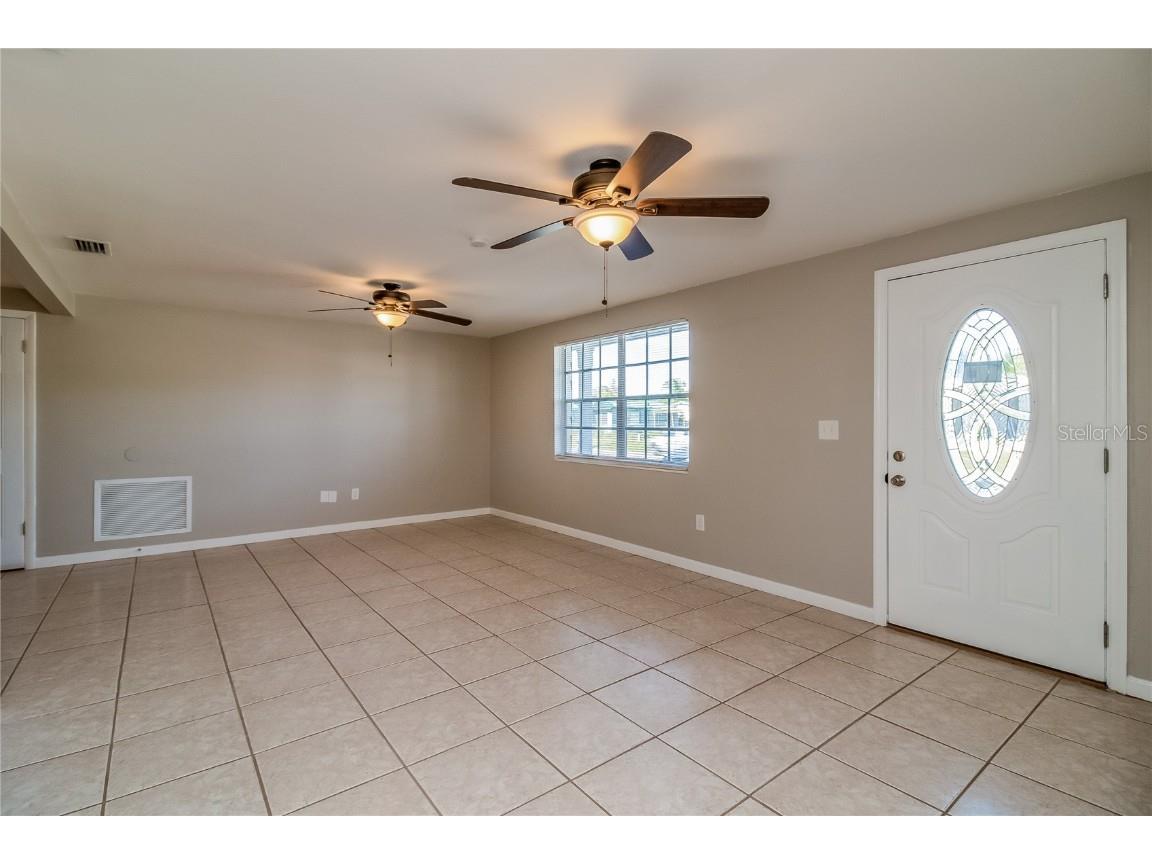 3824 Moog Road Holiday FL 34691 O6339121 image2