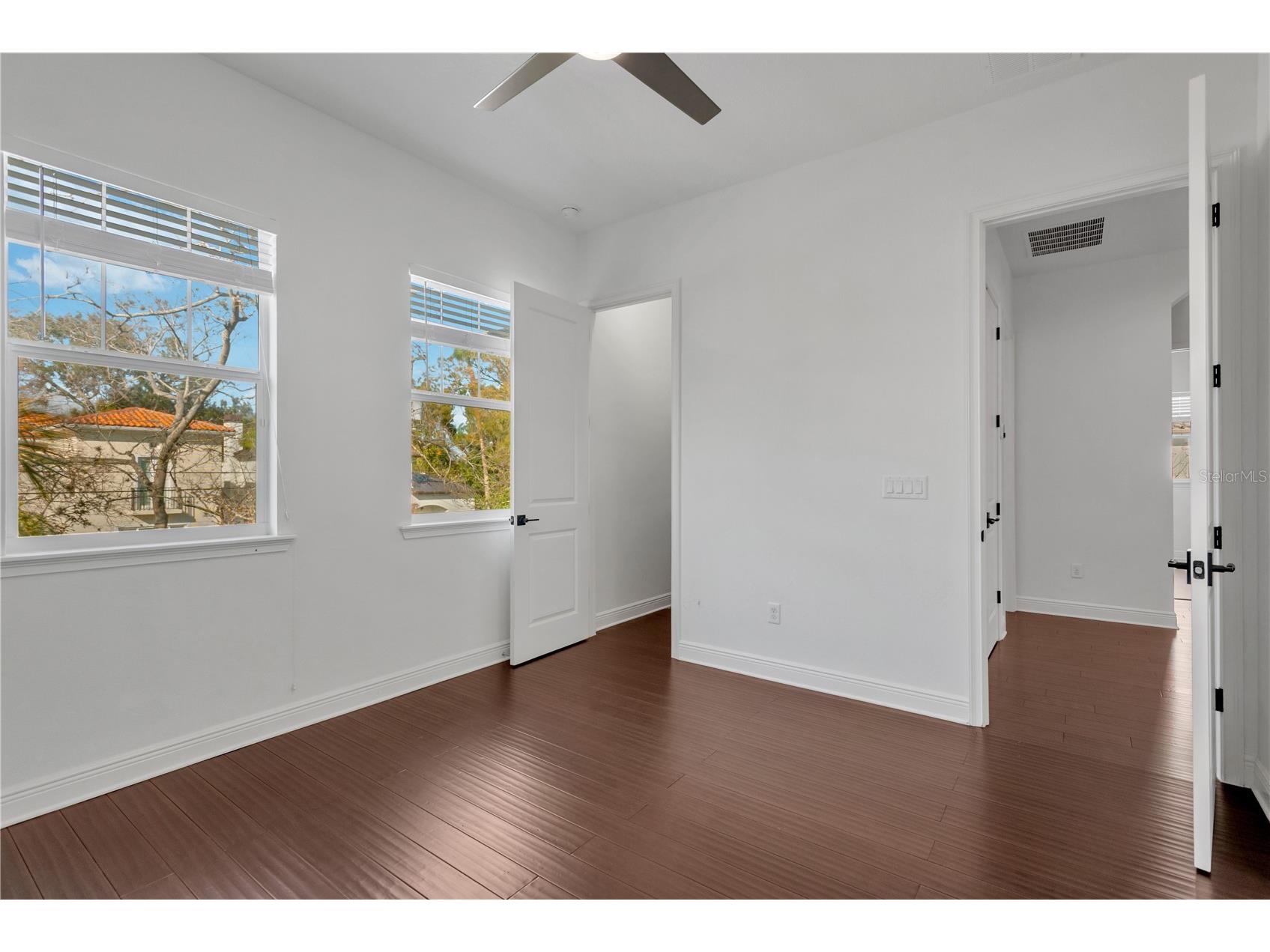 3824 W Santiago Street Tampa FL 33629 TB8490917 image32