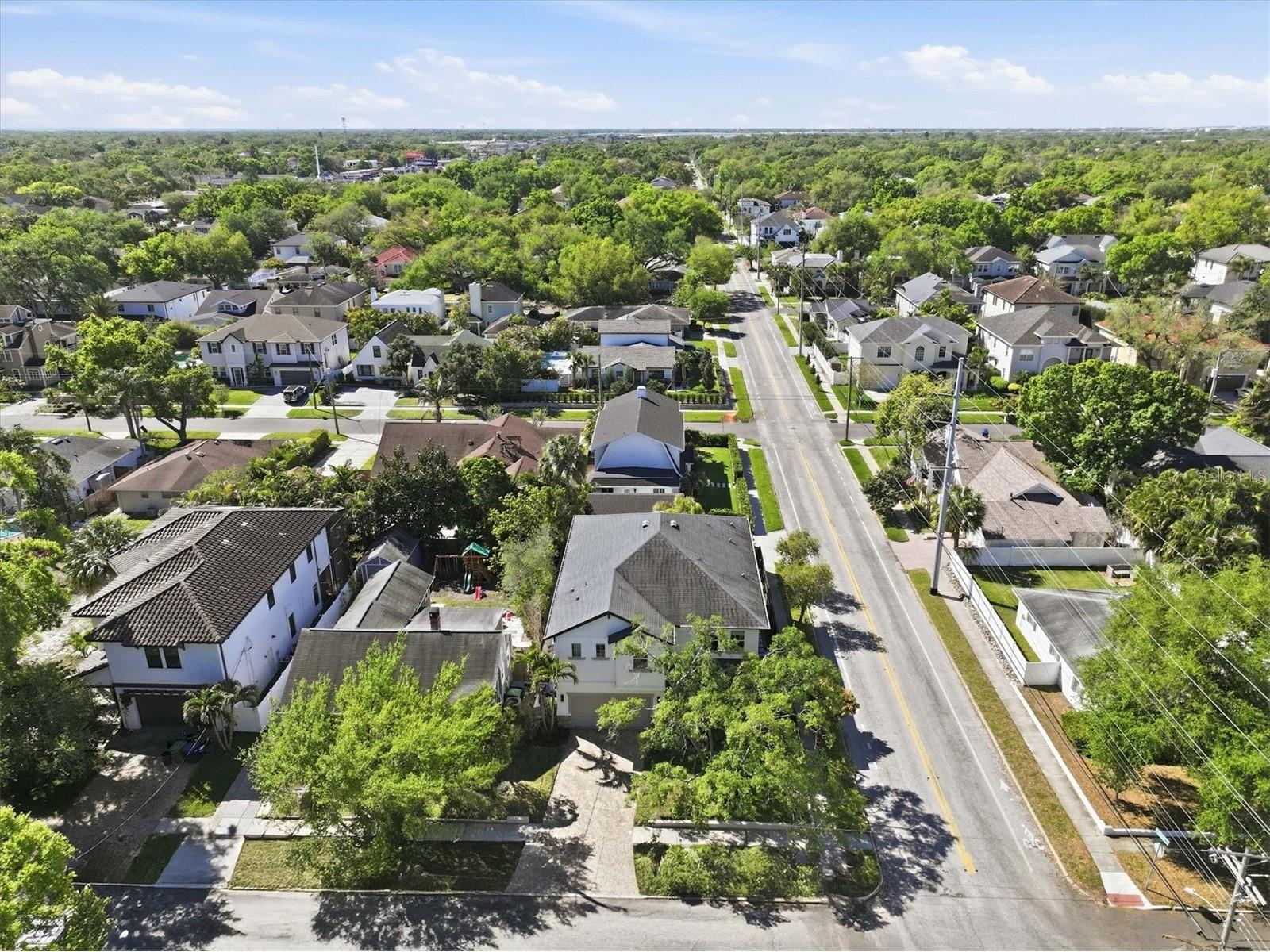 3824 W Santiago Street Tampa FL 33629 TB8490917 image48