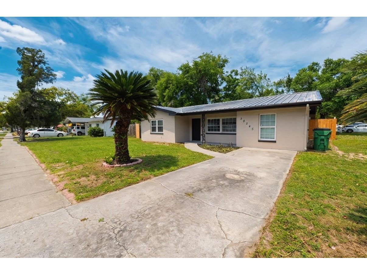 38245 12th Avenue Zephyrhills FL 33542 TB8498008 image1