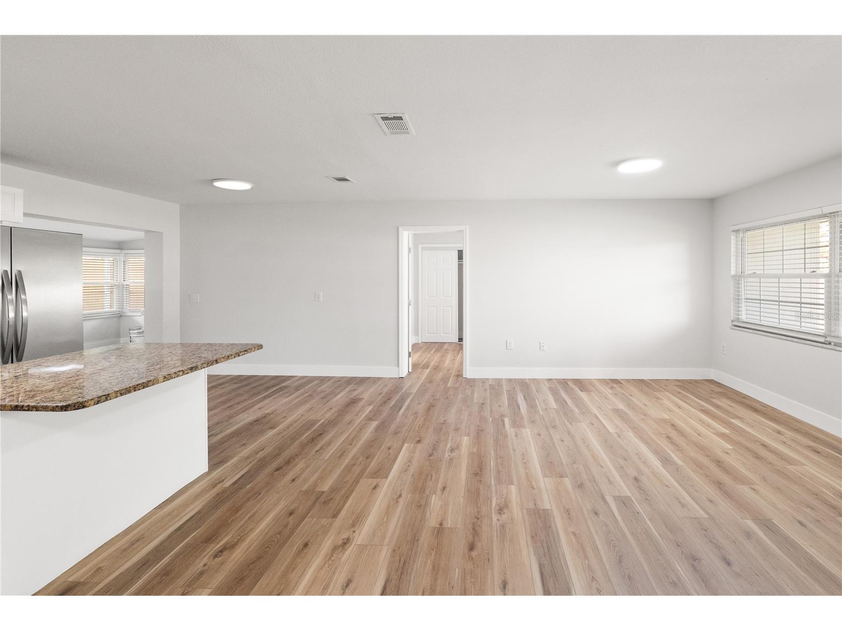 38245 12th Avenue Zephyrhills FL 33542 TB8498008 image3